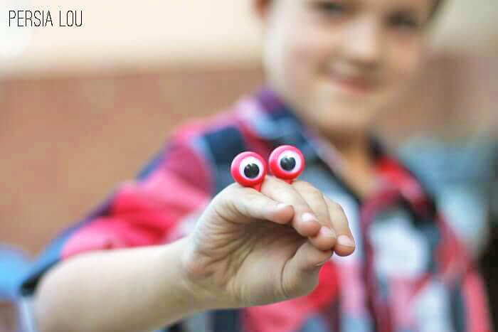 printable googly eye valentines - cute googly eye rings