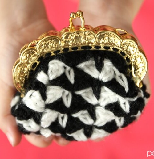 Crochet Coin Purse - free pattern