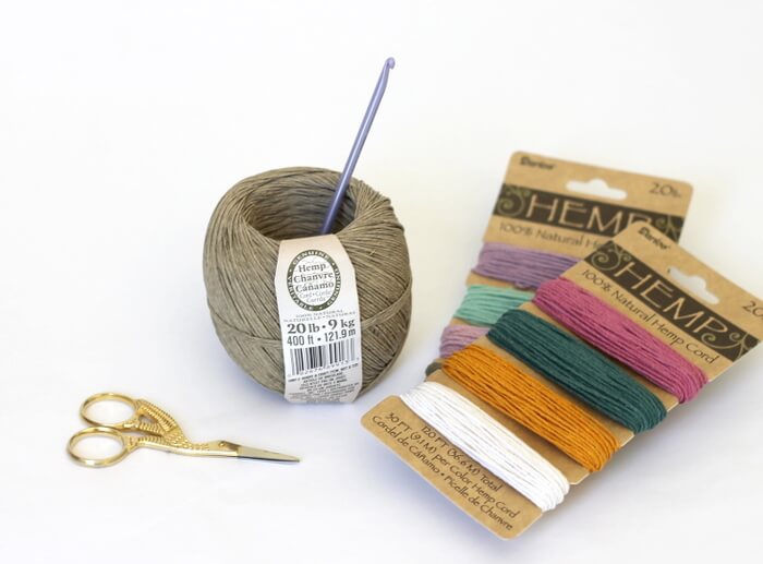 Crochet hemp scrubbies - hemp is naturally antibacterial, which makes these little scrubby pads perfect for cleaning!