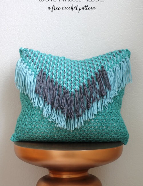 Woven Tassel Pillow - a free crochet pattern from www.persialou.com