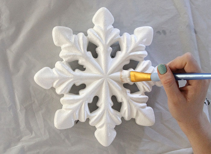 paint snowflake