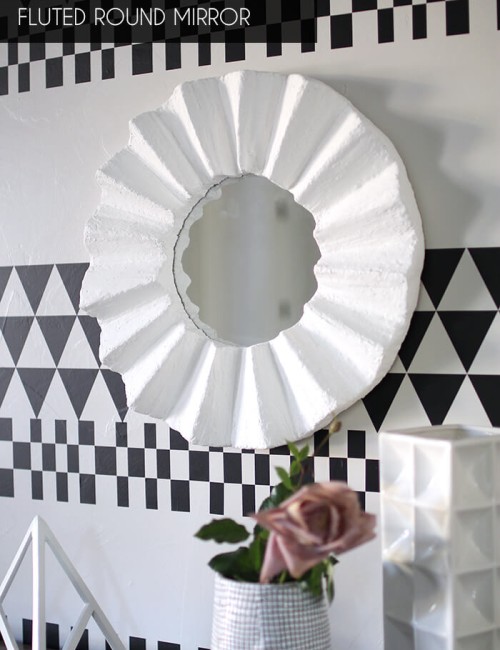 make your own fluted round mirror - love the high-end plaster look