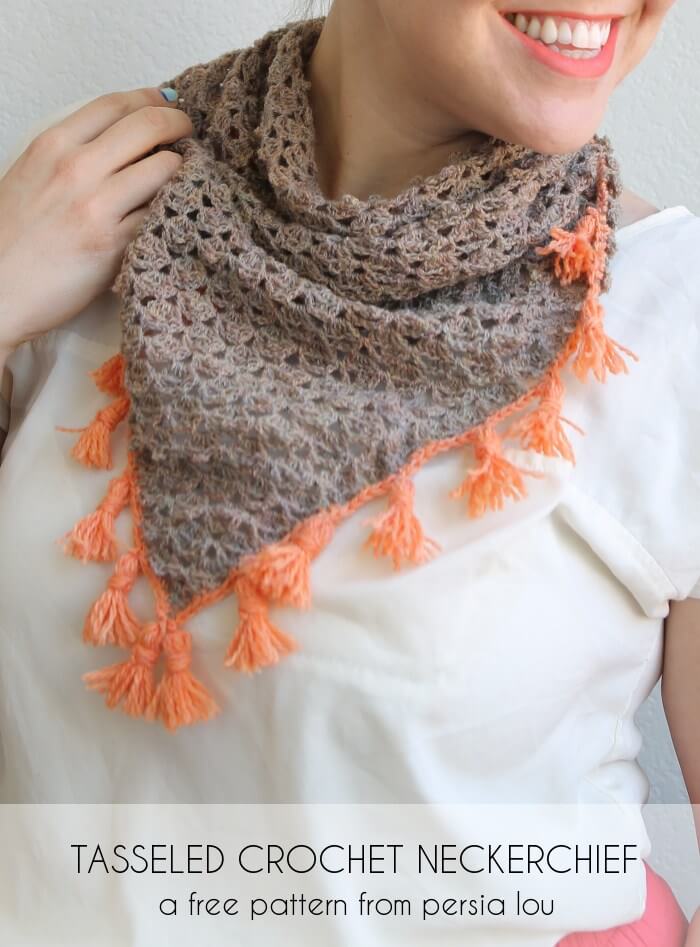 tasseled-crochet-neckerchief-5