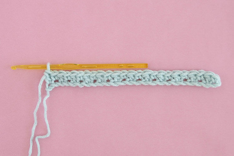 How to Crochet Lemon Peel Stitch - step by step tutorial for this simple stitch that gives lots of nice texture.
