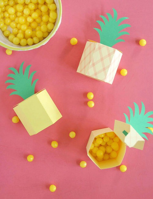 DIY Pineapple Box - make cute little paper boxes for holding small treats and other goodies. Easy to make with free template.