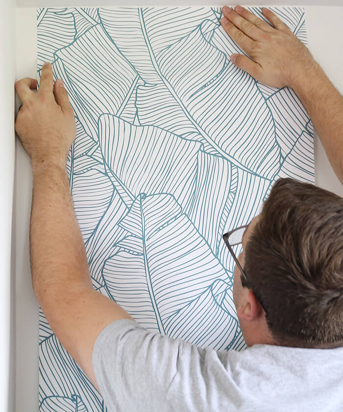 applying wallpaper