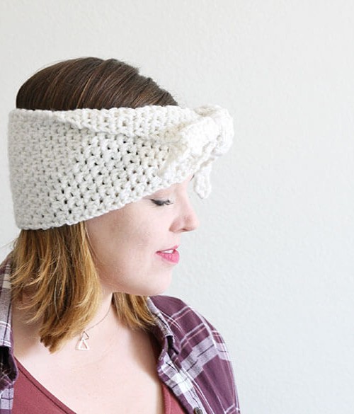tie-front crochet headband pattern - free crochet pattern from persia lou