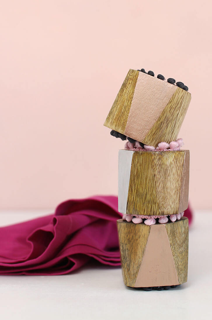 DIY metallic-pom-pom-napkin-rings