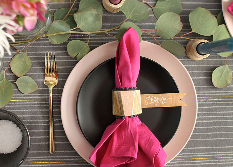 a colorful thanksgiving table - this tablescape uses lots of pinks, greens, metallics, and natural textures for a bright and beautiful celebration