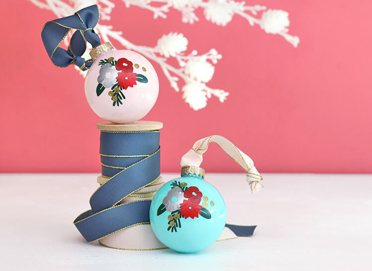 winter-floral-ornaments3