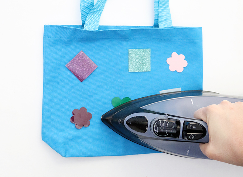 iron HTV - tote bag craft