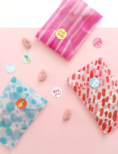 make your own custom goodie bags - these fun watercolor designs are perfect for a summer celebration - free printable papers and stickers - diy printable treat bags