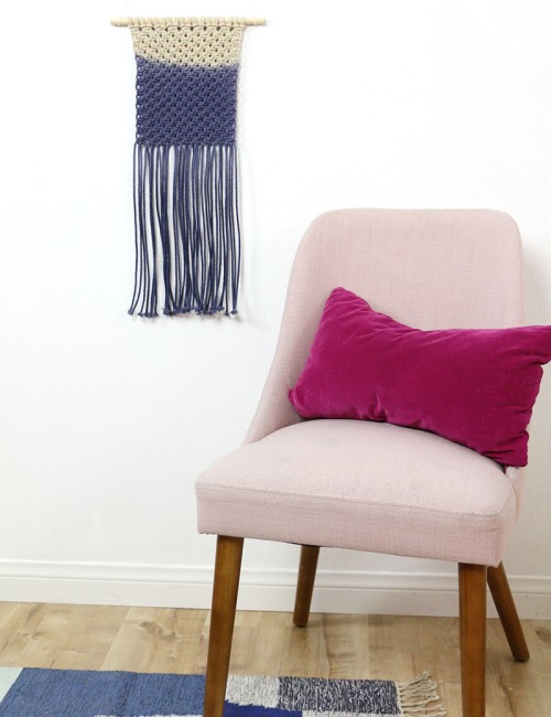 diy dip dyed macrame wall hanging blue ombre