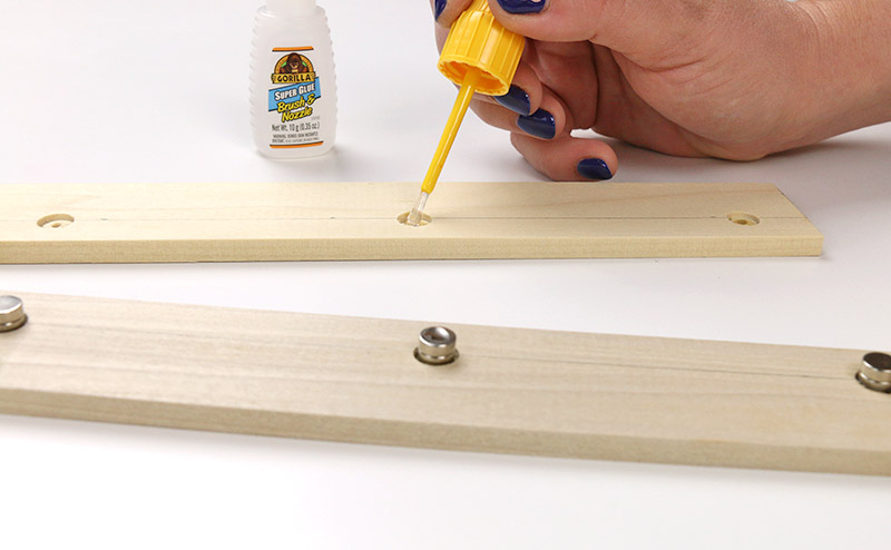attach second set of magnets for magnetic print hanger