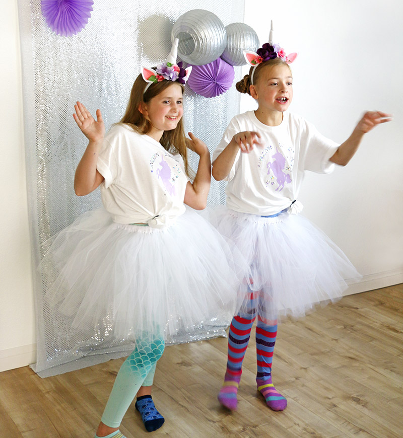 photo booth unicorn party