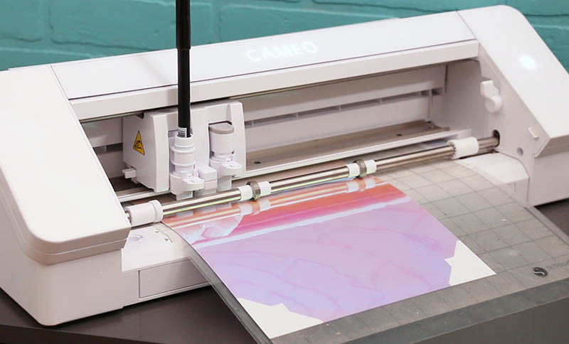silhouette cameo 4 machine sketching craft room labels on iridescent sticker paper