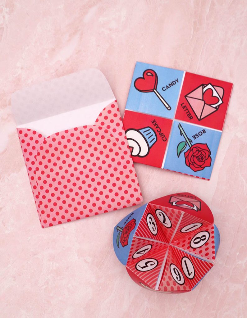 finished Valentine cootie catcher